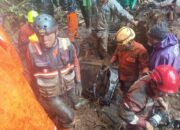 BNPB: Akses Jalan Penghubung Mojokerto-Batu Terputus, 10 Orang Tewas Akibat Tersapu Longsor