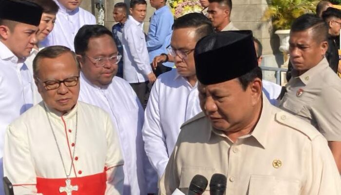 Melayat Mgr Petrus Turang, Presiden Prabowo menyambangi Gereja Katedral Jakarta