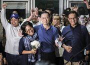 Tom Lembong Keluar dari Rutan Cipinang Usai Terima Abolisi, Didampingi Anies Baswedan